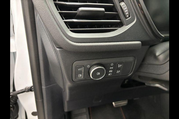 Ford Kuga 2.5 PHEV ST-Line X 243pk | Driver Assistance Pack | Panoramadak | Winterpack | Technology Pack | Wegklapbare Trekhaak | 2.100kg Trekgewicht