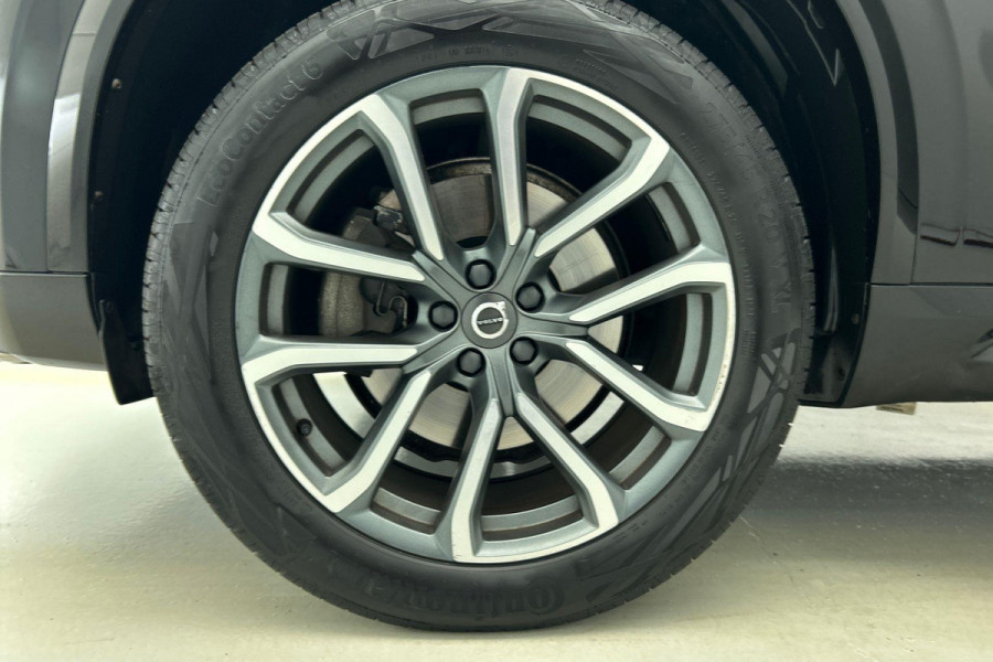 Volvo XC90 2.0 D4 90th Anniversary Edition 7 Persoons (NL-auto, Goed onderH, Carplay/ Android, Camera, Navi, StoelV, Leer, Etc)