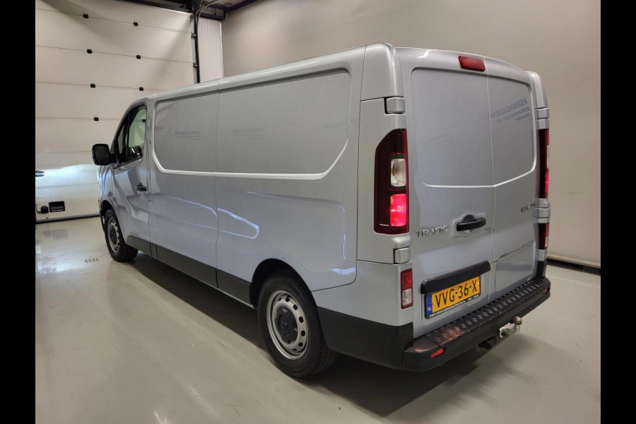 Renault Trafic 2.0dCi L2/H1 Trekhaak Euro 6! Renault Trafic 2.0dCi L2/H1 Trekhaak Euro 6!