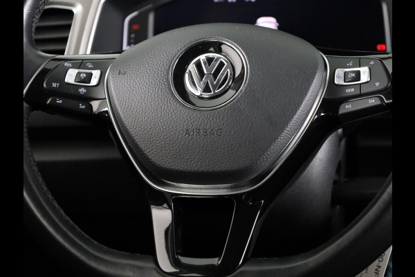 Volkswagen T-Roc 1.0 TSI Style 115 pk | Navigatie | Trekhaak | Parkeersensoren | Achteruitrijcamera | Autom. airco | Voll. digitaal instrumentenpaneel |