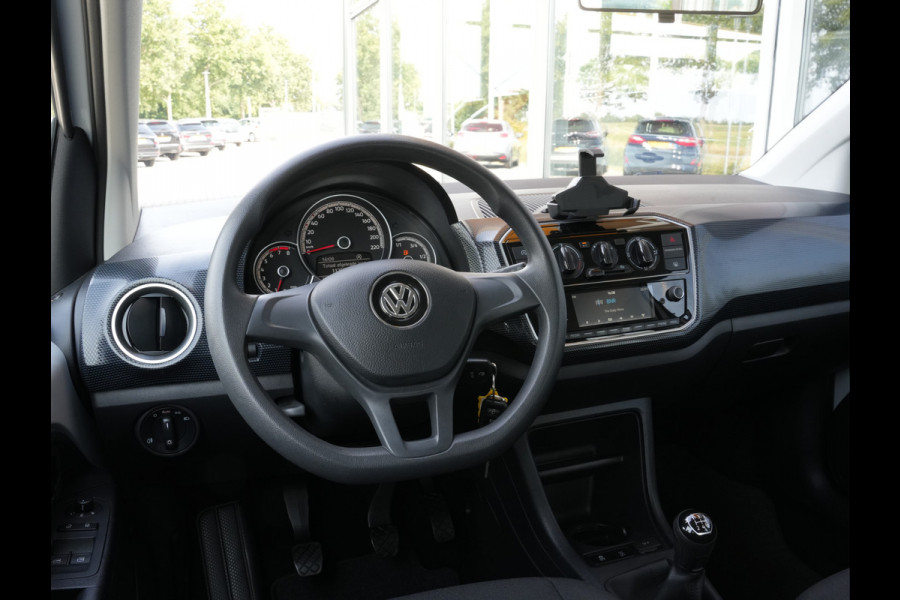 Volkswagen up! 1.0 BMT move up! | Airco | Bluetooth | App Connect