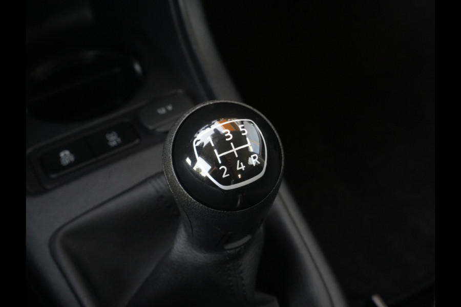 Volkswagen up! 1.0 BMT move up! | Airco | Bluetooth | App Connect