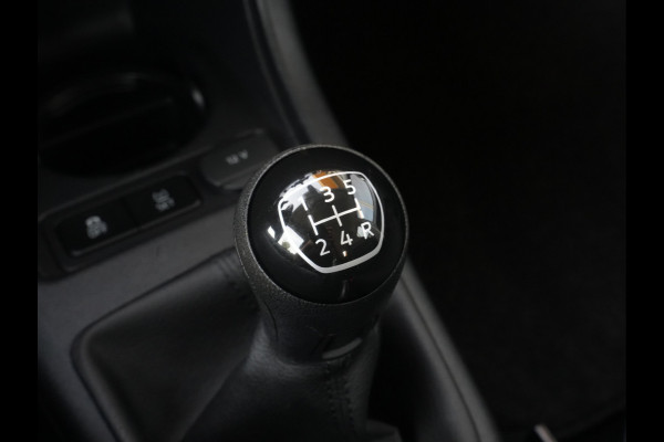 Volkswagen up! 1.0 BMT move up! | Airco | Bluetooth | App Connect