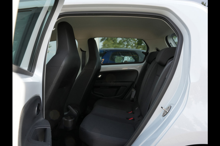 Volkswagen up! 1.0 BMT move up! | Airco | Bluetooth | App Connect