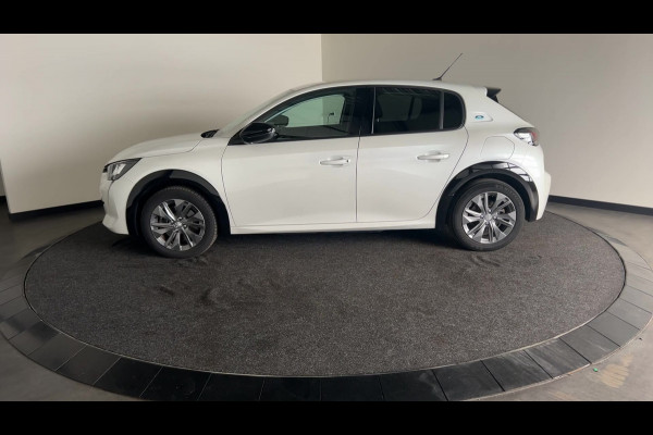 Peugeot e-208 EV Allure Pack 50 kWh | Apple Carplay/Android Auto | Camera | Navigatie | Soh (batterijcheck) 92,2 %