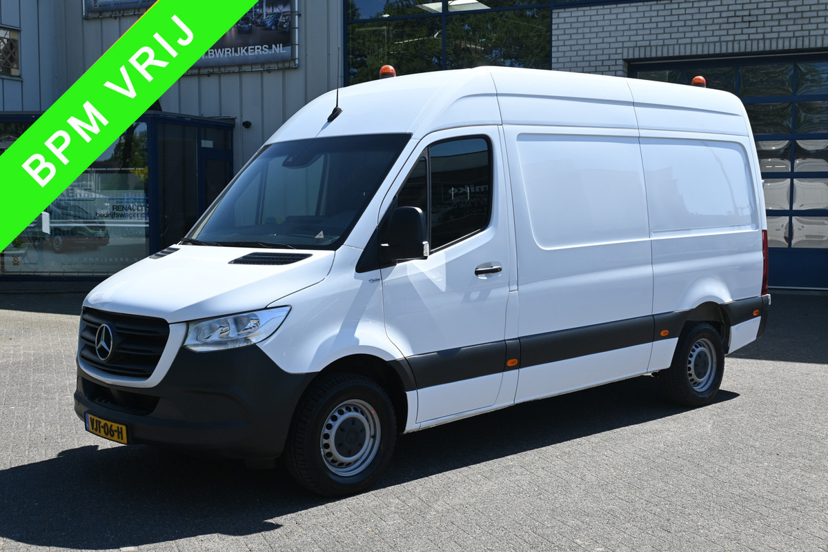 Mercedes-Benz Sprinter 315 CDI L2H2 3500 KG trekhaak, Navigatie met camera