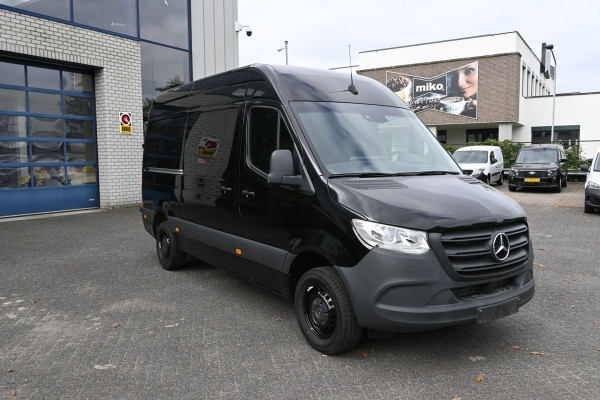 Mercedes-Benz Sprinter 315 CDI L2H2 RWD MBUX navigatie met camera