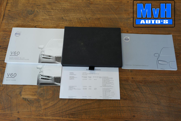 Volvo V60 2.0 T6 Recharge AWD Business Pro 340PK|LEER|CAMERA