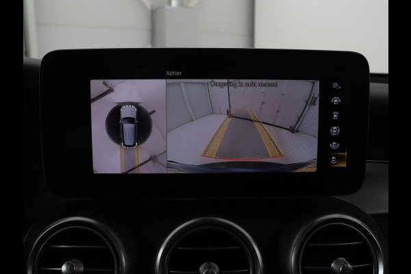 Mercedes-Benz GLC 300e 4Matic AMG | Panoramadak | Two-Tone Leder | 360 Camera | Stoelverwarming | Burmester | Carplay | Digital Cockpit | Keyless | Navigatie | Sfeerverlichting | PHEV | Plug In