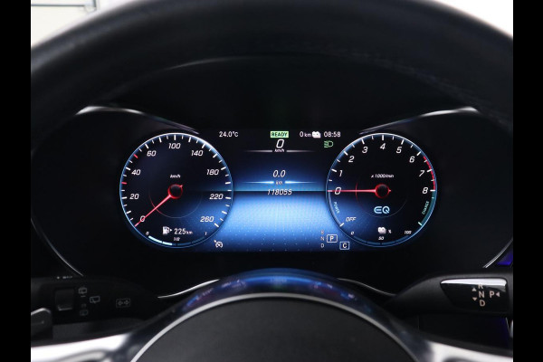 Mercedes-Benz GLC 300e 4Matic AMG | Panoramadak | Two-Tone Leder | 360 Camera | Stoelverwarming | Burmester | Carplay | Digital Cockpit | Keyless | Navigatie | Sfeerverlichting | PHEV | Plug In
