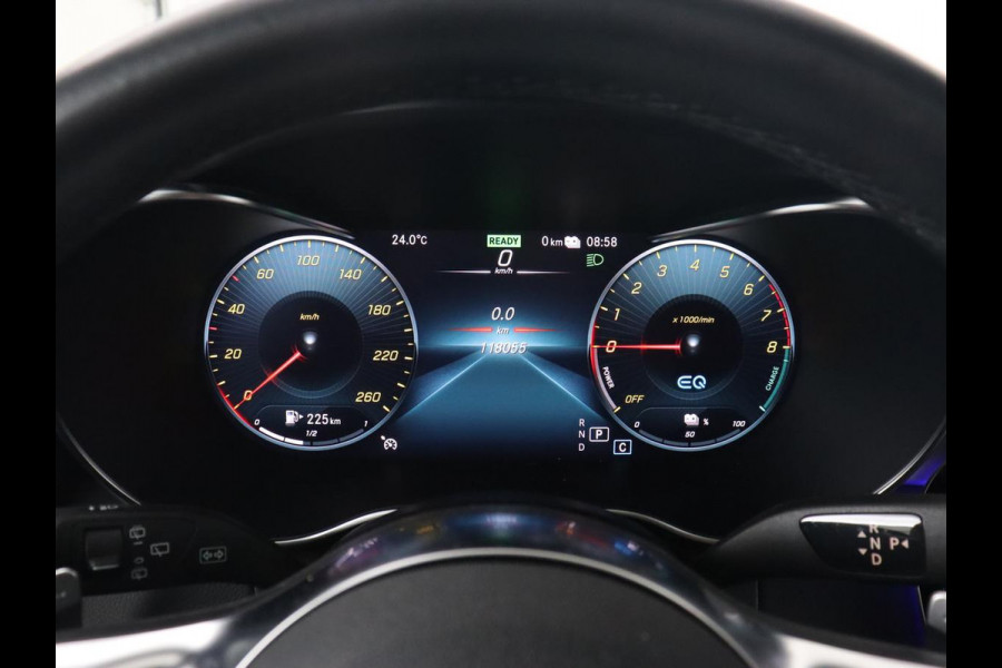Mercedes-Benz GLC 300e 4Matic AMG | Panoramadak | Two-Tone Leder | 360 Camera | Stoelverwarming | Burmester | Carplay | Digital Cockpit | Keyless | Navigatie | Sfeerverlichting | PHEV | Plug In