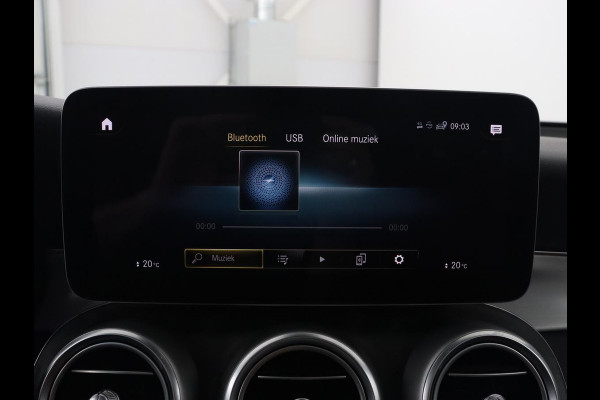 Mercedes-Benz GLC 300e 4Matic AMG | Panoramadak | Two-Tone Leder | 360 Camera | Stoelverwarming | Burmester | Carplay | Digital Cockpit | Keyless | Navigatie | Sfeerverlichting | PHEV | Plug In