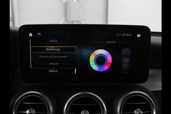 Mercedes-Benz GLC 300e 4Matic AMG | Panoramadak | Two-Tone Leder | 360 Camera | Stoelverwarming | Burmester | Carplay | Digital Cockpit | Keyless | Navigatie | Sfeerverlichting | PHEV | Plug In