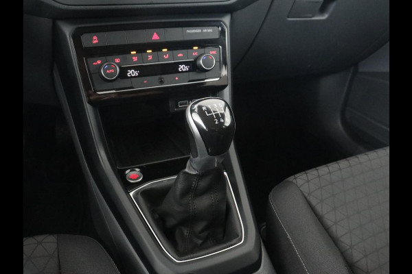Volkswagen T-Cross 1.0 TSI Life | Carplay | Navigatie | Keyless | Virtual Cockpit | Climate control | Adaptive cruise | Dodehoek detectie | Getint glas