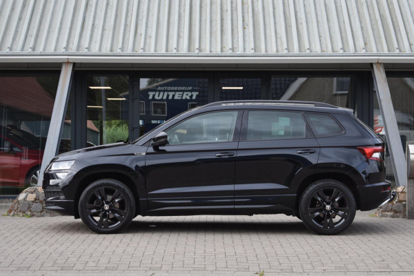 Škoda Karoq 1.5 TSI ACT Sportline | TREKHAAK | CAMERA | NAP | VIRTUAL COCKPIT | APPLE CARPLAY | ANDROID AUTO | DEALER ONDERHOUDEN
