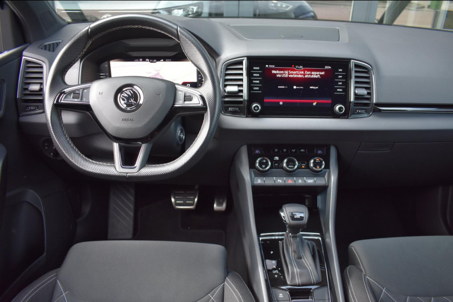 Škoda Karoq 1.5 TSI ACT Sportline | TREKHAAK | CAMERA | NAP | VIRTUAL COCKPIT | APPLE CARPLAY | ANDROID AUTO | DEALER ONDERHOUDEN