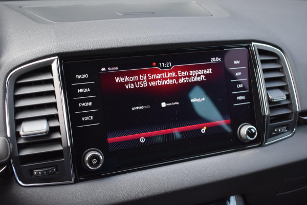 Škoda Karoq 1.5 TSI ACT Sportline | TREKHAAK | CAMERA | NAP | VIRTUAL COCKPIT | APPLE CARPLAY | ANDROID AUTO | DEALER ONDERHOUDEN