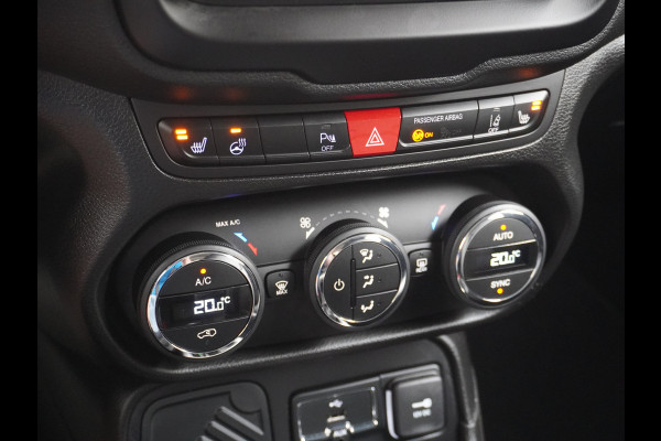Jeep Renegade 1.4T AUT-6 Leer Navi Ecc 17''Lmv Stoel-Stuurverwarming Keyless Cruise Control Bluetooth Pdc Usb Led Mistlampen Lane-departure Isofix Privacy Glas Dakrails MultiAir Latitude Slechts 1361kg licht! / 75 /3mnd belasting
