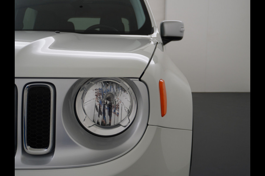 Jeep Renegade 1.4T AUT-6 Leer Navi Ecc 17''Lmv Stoel-Stuurverwarming Keyless Cruise Control Bluetooth Pdc Usb Led Mistlampen Lane-departure Isofix Privacy Glas Dakrails MultiAir Latitude Slechts 1361kg licht! / 75 /3mnd belasting