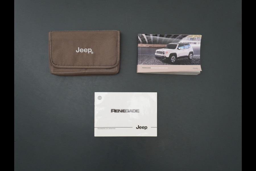 Jeep Renegade 1.4T AUT-6 Leer Navi Ecc 17''Lmv Stoel-Stuurverwarming Keyless Cruise Control Bluetooth Pdc Usb Led Mistlampen Lane-departure Isofix Privacy Glas Dakrails MultiAir Latitude Slechts 1361kg licht! / 75 /3mnd belasting