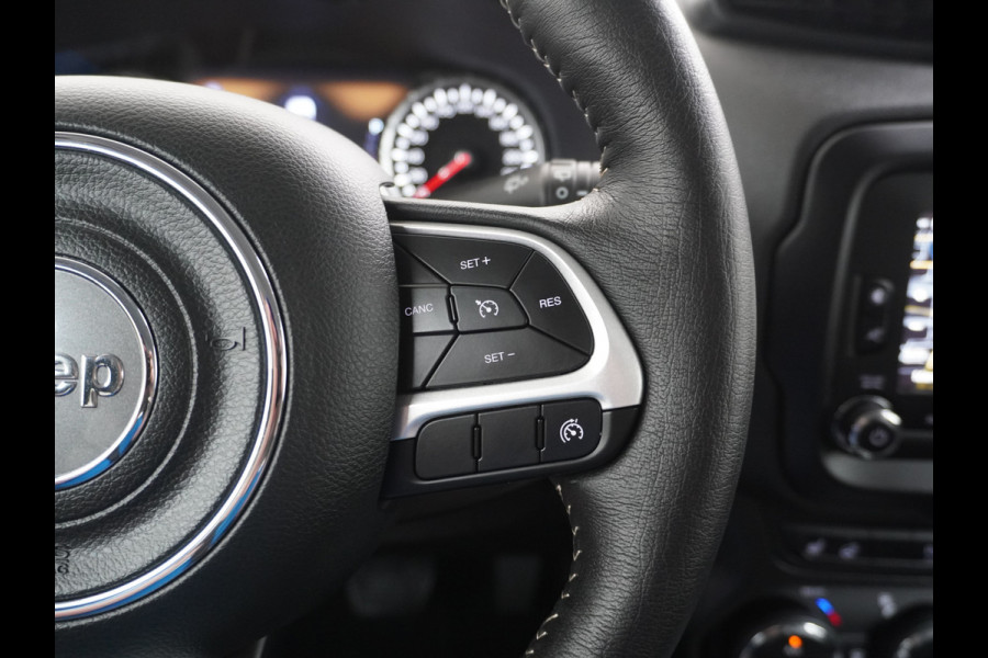 Jeep Renegade 1.4T AUT-6 Leer Navi Ecc 17''Lmv Stoel-Stuurverwarming Keyless Cruise Control Bluetooth Pdc Usb Led Mistlampen Lane-departure Isofix Privacy Glas Dakrails MultiAir Latitude Slechts 1361kg licht! / 75 /3mnd belasting