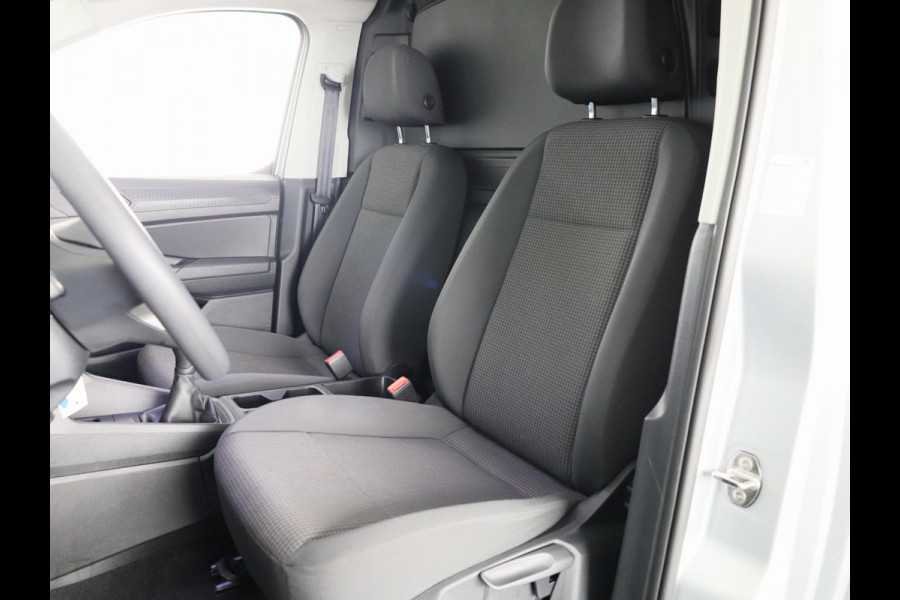 Volkswagen Caddy Cargo 2.0 TDI Comfort 75 pk | Navigatie via App | Trekhaak | Parkeersensoren achter | Cruise control | Apple Carplay/Android Auto |