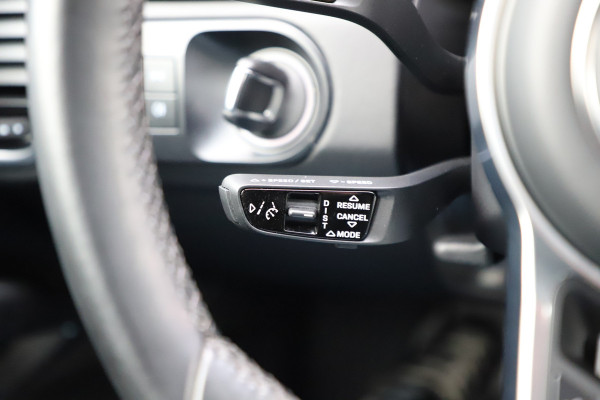 Porsche Cayenne Coupé 3.0 E-Hybrid Aut8 | 463PK | Sport-design | Achterasbesturing | Luchtvering | Matrix-led | Bose | Sport-chrono | Sfeerverlichting