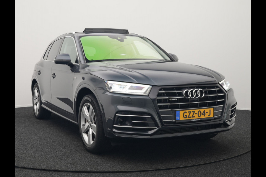 Audi Q5 55 TFSI e Quattro S Line Plug In Hybrid 367pk Dealer O.H PHEV | Luchtvering | Trekhaak af Fabriek | Panodak | Adaptive Cruise | Lederen Sportstoelen Massage & Memory | Head Up | 360 Camera | Keyless | Navigatie | DAB |