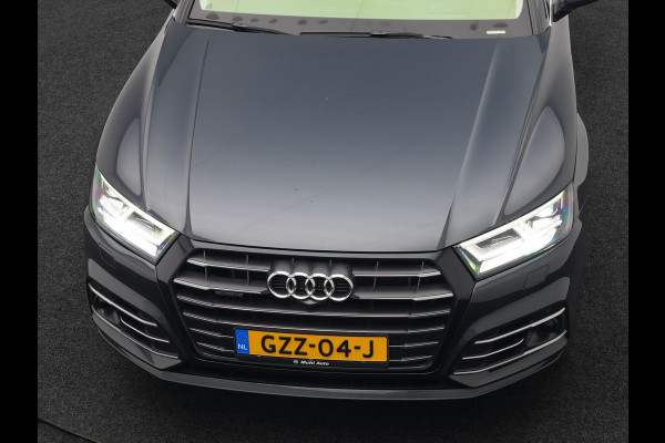 Audi Q5 55 TFSI e Quattro S Line Plug In Hybrid 367pk Dealer O.H PHEV | Luchtvering | Trekhaak af Fabriek | Panodak | Adaptive Cruise | Lederen Sportstoelen Massage & Memory | Head Up | 360 Camera | Keyless | Navigatie | DAB |