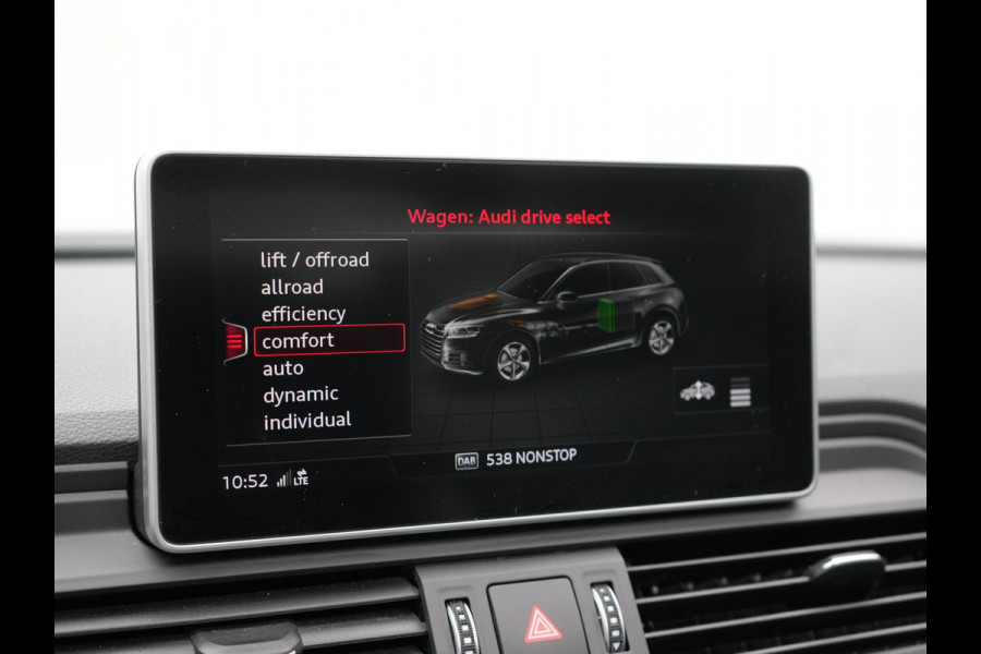 Audi Q5 55 TFSI e Quattro S Line Plug In Hybrid 367pk Dealer O.H PHEV | Luchtvering | Trekhaak af Fabriek | Panodak | Adaptive Cruise | Lederen Sportstoelen Massage & Memory | Head Up | 360 Camera | Keyless | Navigatie | DAB |