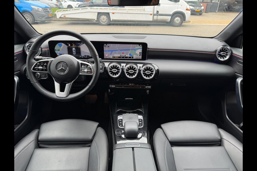 Mercedes-Benz A200 AUT LED Sfeer Camera Leder Widescreen PDC