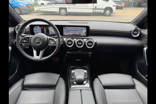 Mercedes-Benz A200 AUT LED Sfeer Camera Leder Widescreen PDC