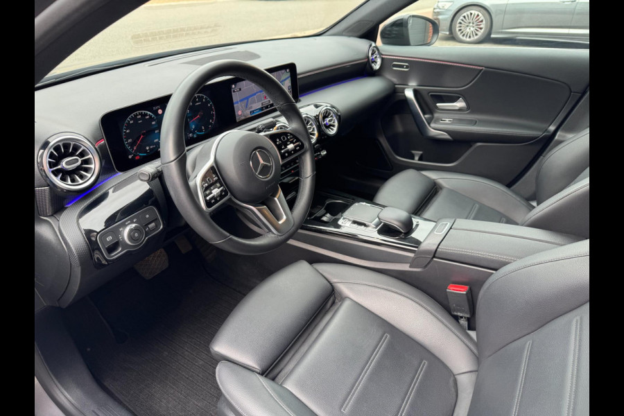 Mercedes-Benz A200 AUT LED Sfeer Camera Leder Widescreen PDC