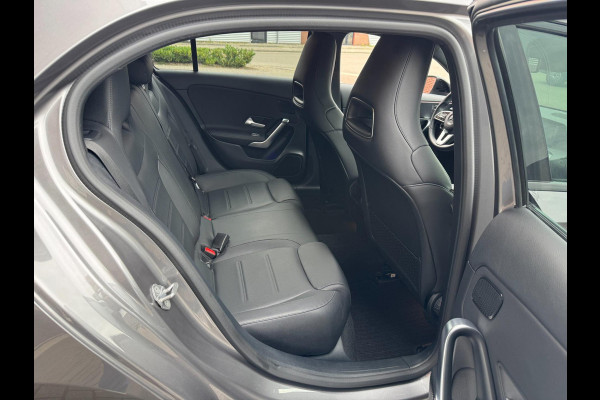 Mercedes-Benz A200 AUT LED Sfeer Camera Leder Widescreen PDC