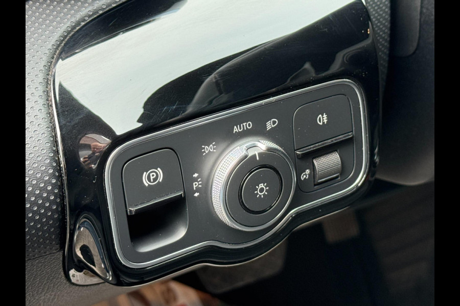 Mercedes-Benz A200 AUT LED Sfeer Camera Leder Widescreen PDC