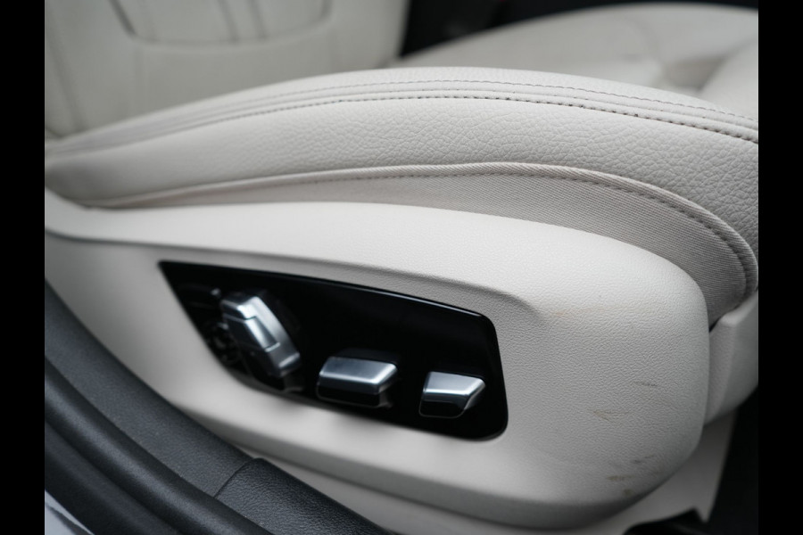 BMW 5 Serie Touring 530e High Executive Plug In Hybrid 293pk Dealer O.H PHEV | Lederen Comfortzetels Massage & Memory | Adaptive Cruise | Head Up | 19"L.M | Harman Kardon | Apple Carplay | Sfeerverlichting | Camera |
