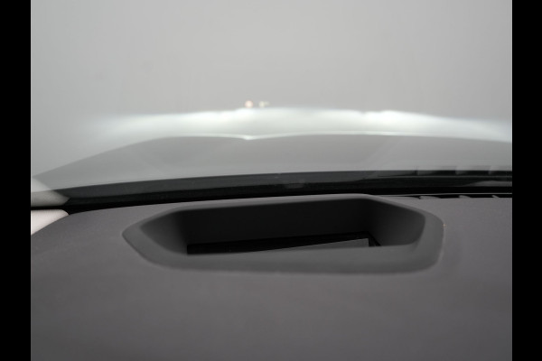 BMW 5 Serie Touring 530e High Executive Plug In Hybrid 293pk Dealer O.H PHEV | Lederen Comfortzetels Massage & Memory | Adaptive Cruise | Head Up | 19"L.M | Harman Kardon | Apple Carplay | Sfeerverlichting | Camera |