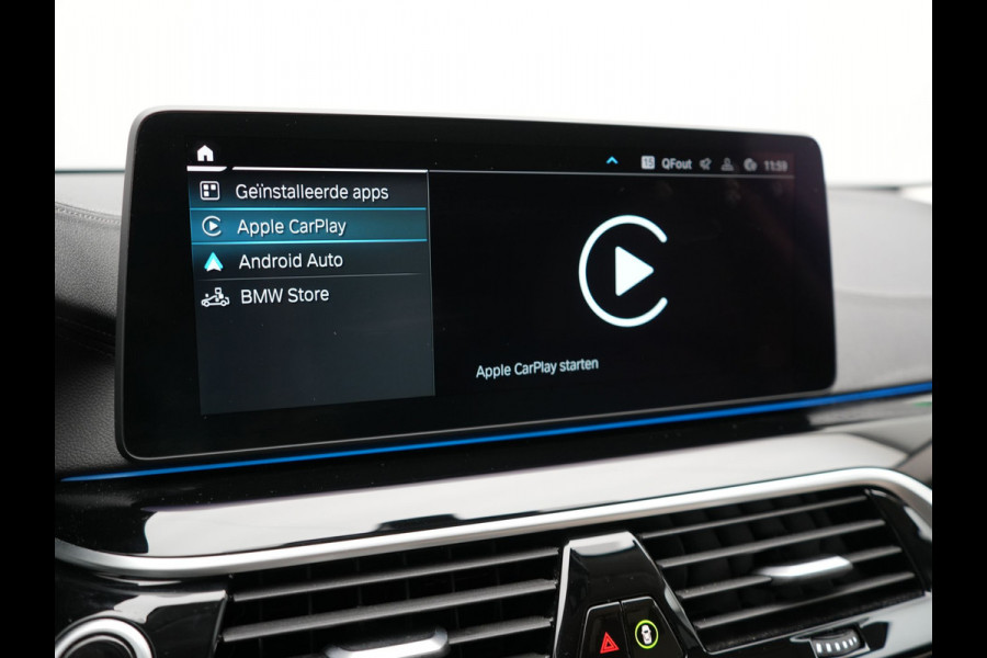 BMW 5 Serie Touring 530e High Executive Plug In Hybrid 293pk Dealer O.H PHEV | Lederen Comfortzetels Massage & Memory | Adaptive Cruise | Head Up | 19"L.M | Harman Kardon | Apple Carplay | Sfeerverlichting | Camera |