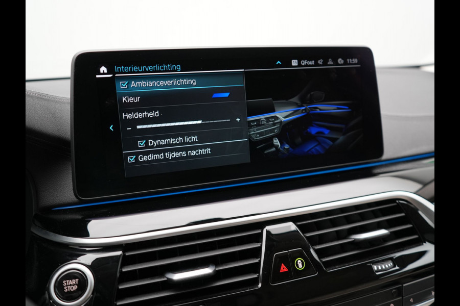 BMW 5 Serie Touring 530e High Executive Plug In Hybrid 293pk Dealer O.H PHEV | Lederen Comfortzetels Massage & Memory | Adaptive Cruise | Head Up | 19"L.M | Harman Kardon | Apple Carplay | Sfeerverlichting | Camera |