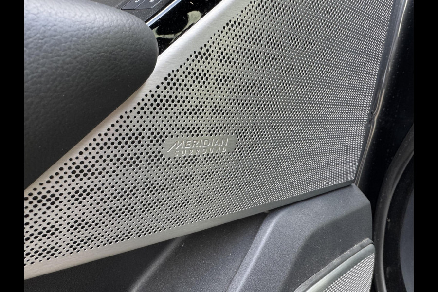 Land Rover Range Rover Velar P400e SE