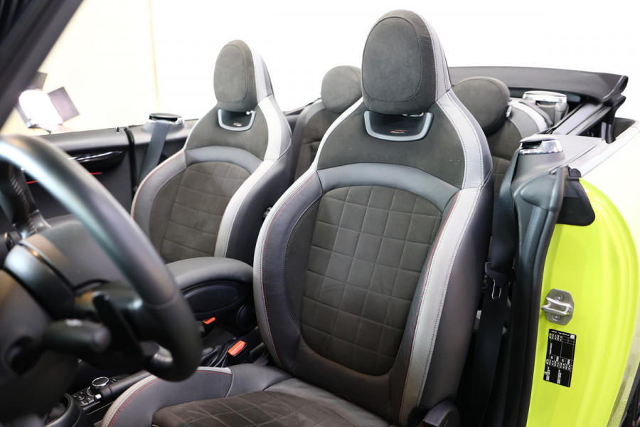 MINI Cabrio 2.0 John Cooper Works JCW Origineel NL Unieke Kleur Lage KM! '22