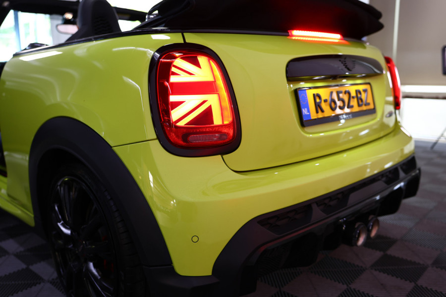 MINI Cabrio 2.0 John Cooper Works JCW Origineel NL Unieke Kleur Lage KM! '22