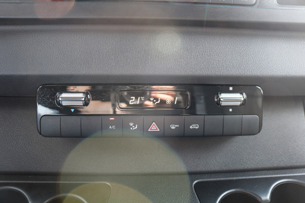 Mercedes-Benz Sprinter 315 CDI L2 H2 Automaat Airco Navigatie Camera 3.5T Trekhaak