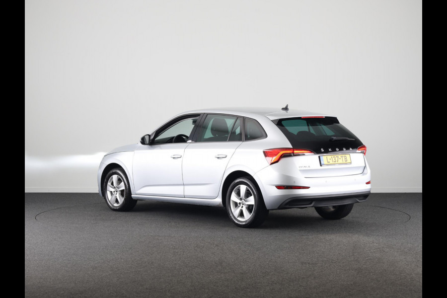 Škoda SCALA 1.0 TSI Ambition 110 pk | Navigatie via App | Parkeersensoren achter | Cruise control | LED koplampen | Apple Carplay/Android Auto |