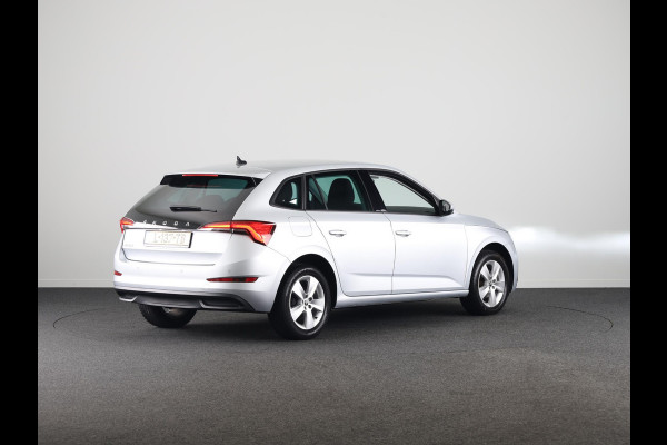 Škoda SCALA 1.0 TSI Ambition 110 pk | Navigatie via App | Parkeersensoren achter | Cruise control | LED koplampen | Apple Carplay/Android Auto |