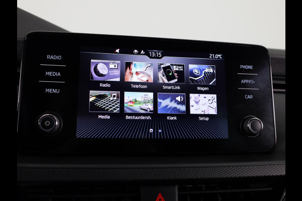 Škoda SCALA 1.0 TSI Ambition 110 pk | Navigatie via App | Parkeersensoren achter | Cruise control | LED koplampen | Apple Carplay/Android Auto |