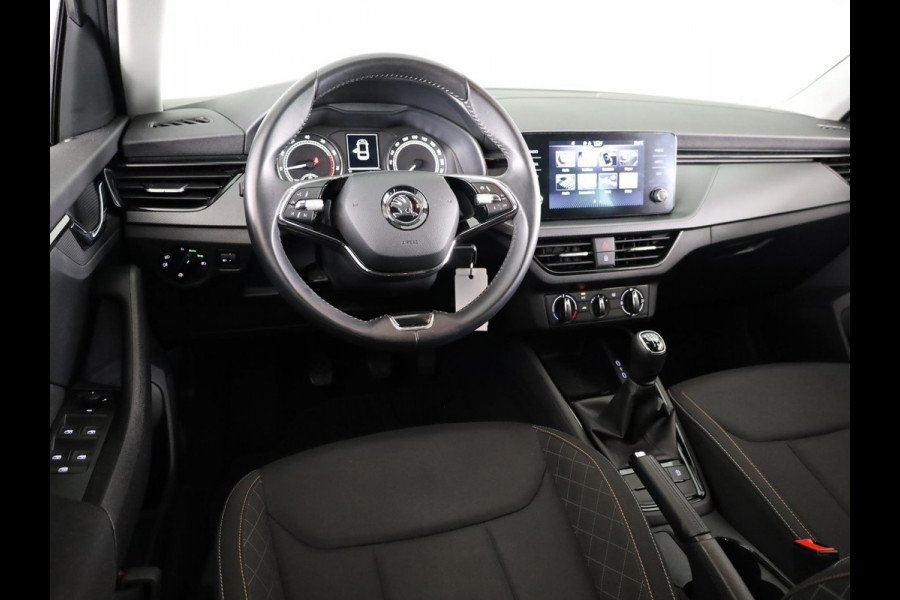 Škoda SCALA 1.0 TSI Ambition 110 pk | Navigatie via App | Parkeersensoren achter | Cruise control | LED koplampen | Apple Carplay/Android Auto |