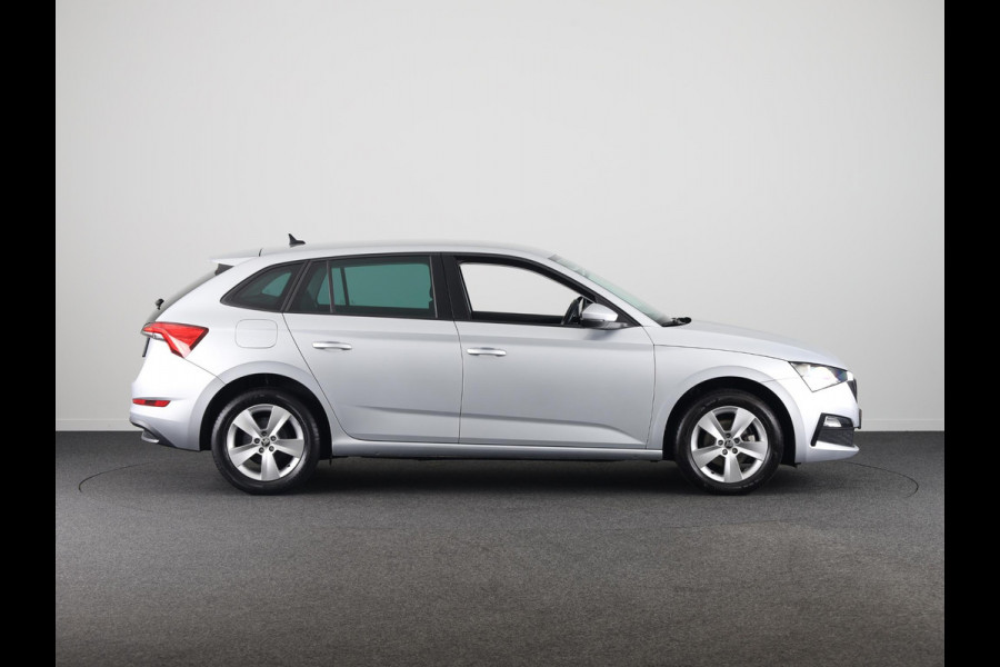 Škoda SCALA 1.0 TSI Ambition 110 pk | Navigatie via App | Parkeersensoren achter | Cruise control | LED koplampen | Apple Carplay/Android Auto |