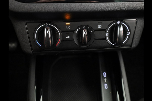 Škoda SCALA 1.0 TSI Ambition 110 pk | Navigatie via App | Parkeersensoren achter | Cruise control | LED koplampen | Apple Carplay/Android Auto |