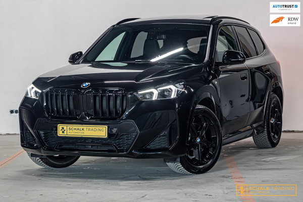 BMW X1 SDrive20i|M-sport|Pano|E-Trekhaak|HUD|H&K|E-stoel|Ful